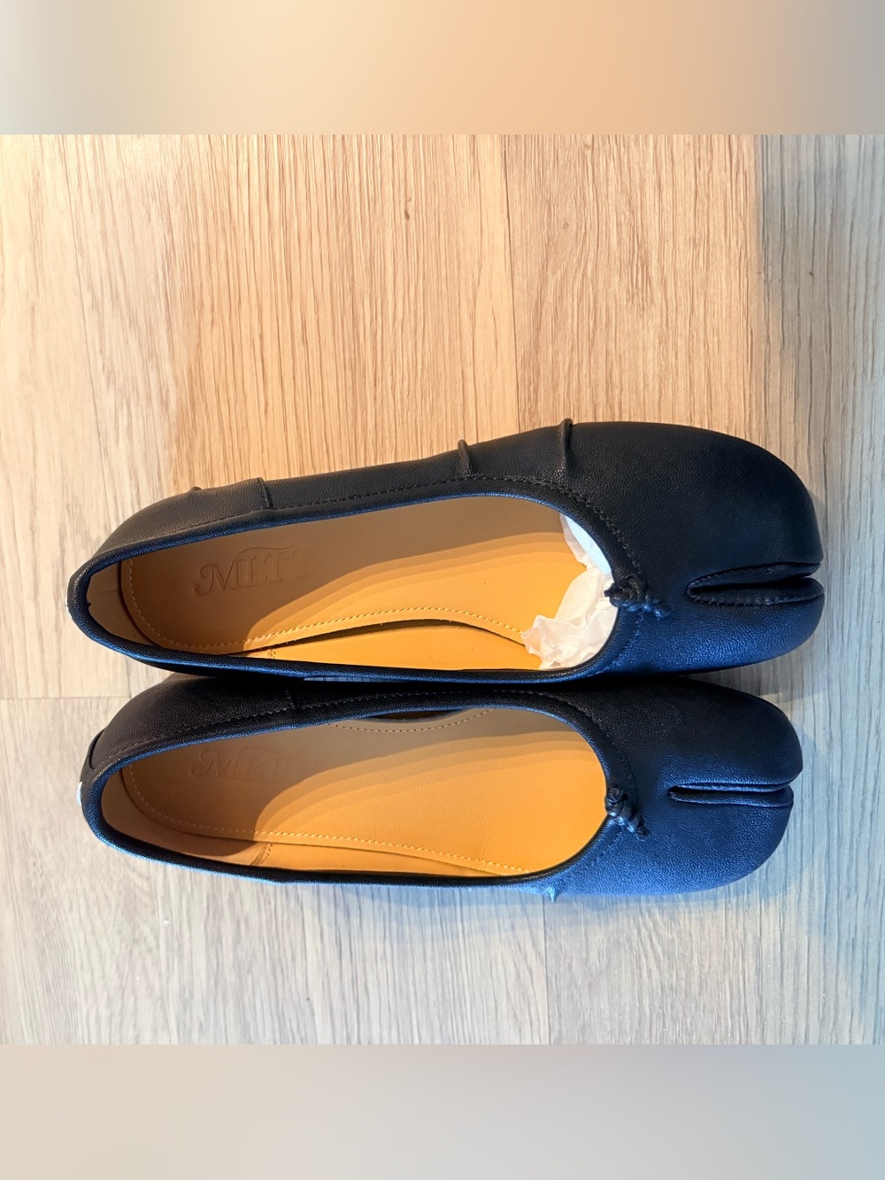 Tabi Flats for Women Split Toe Soft - Picture 3 of 3